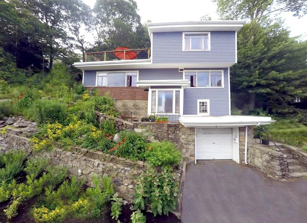 19 Brunswick Road Arlington, MA 02476 - Photo 1 of 18 Gallery Image 1