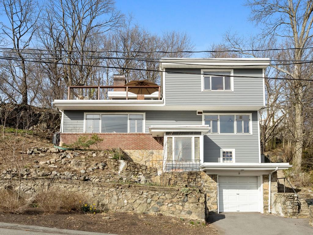 19 Brunswick Road Arlington, MA 02476 - Photo 2 of 18 Gallery Image 2