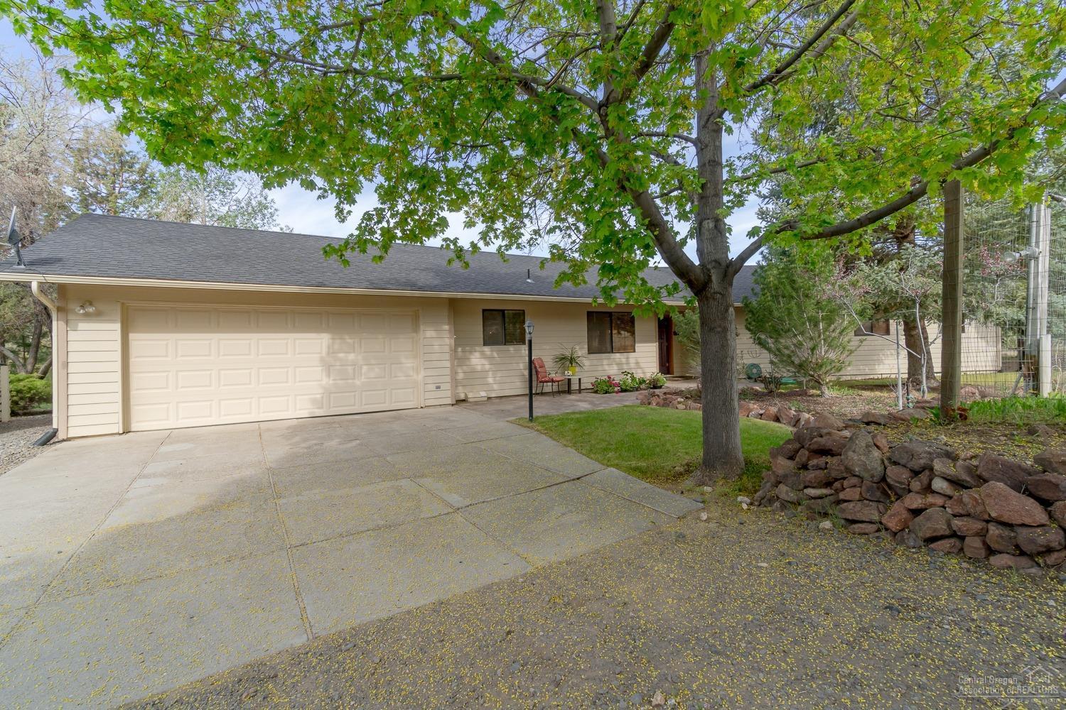 11801 Southwest Red Cloud Road Powell Butte, OR 97753 - Photo 13 of 25 Additional Photo