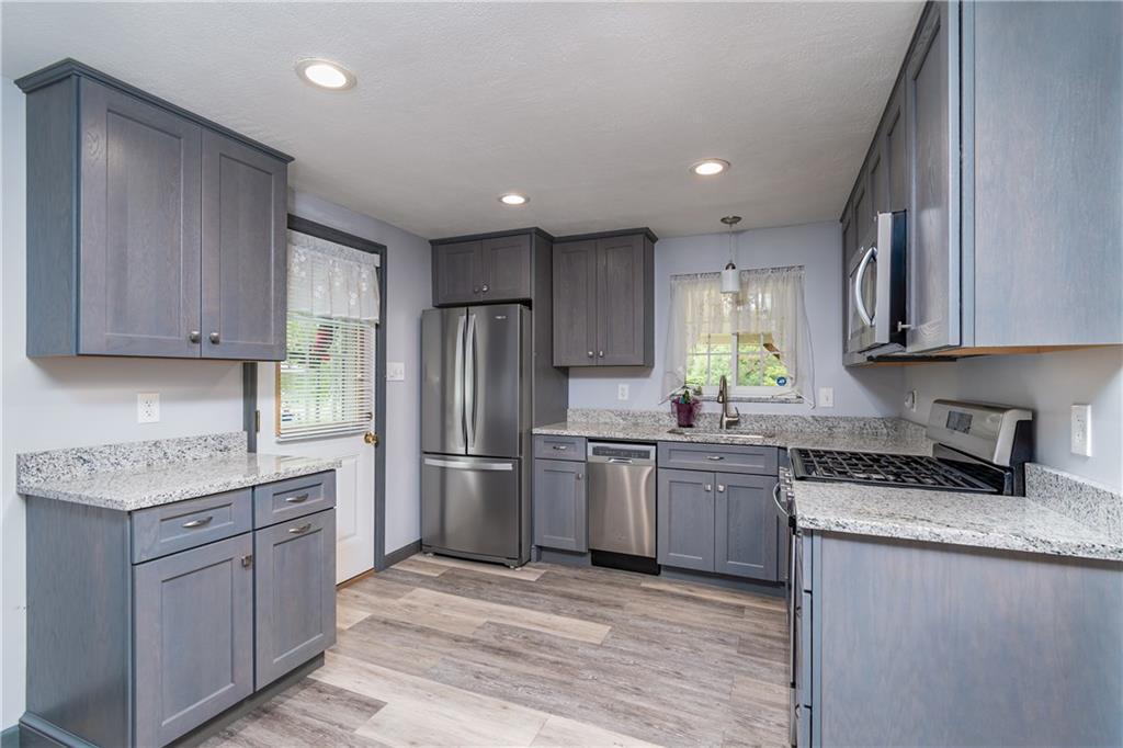 515 Pinkerton Run Road Oakdale, PA 15071 - Photo 15 of 25 Gallery Image 15