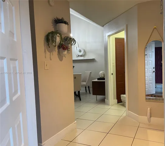 $2,400 | 13946 Southwest 90th Terrace, Unit 13946, Miami, FL 33186