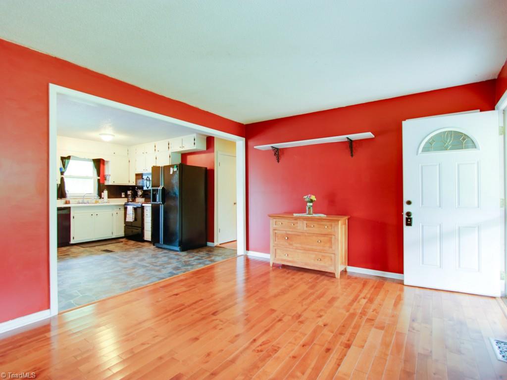 7026 Weant Road Archdale, NC 27263 - Photo 5 of 16 Gallery Image 5