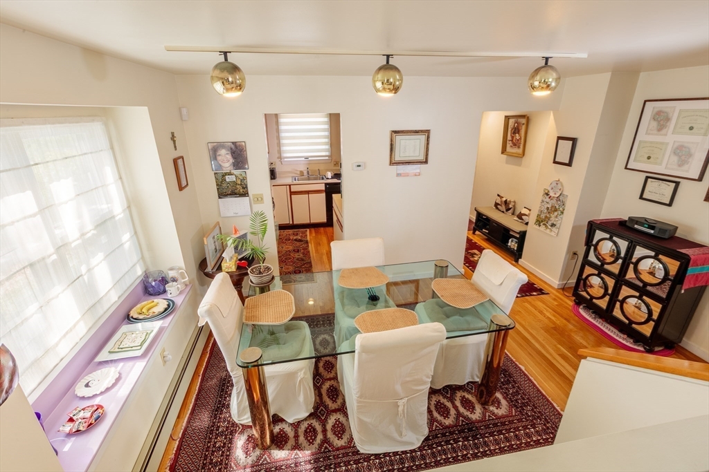 12 Shea Road Cambridge, MA 02140 - Photo 7 of 31