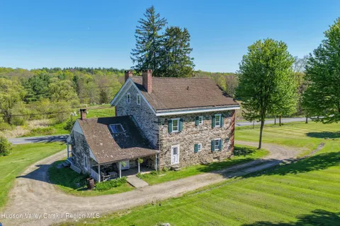 $1,575,000 | 652 Albany Post Road, New Paltz, NY 12561