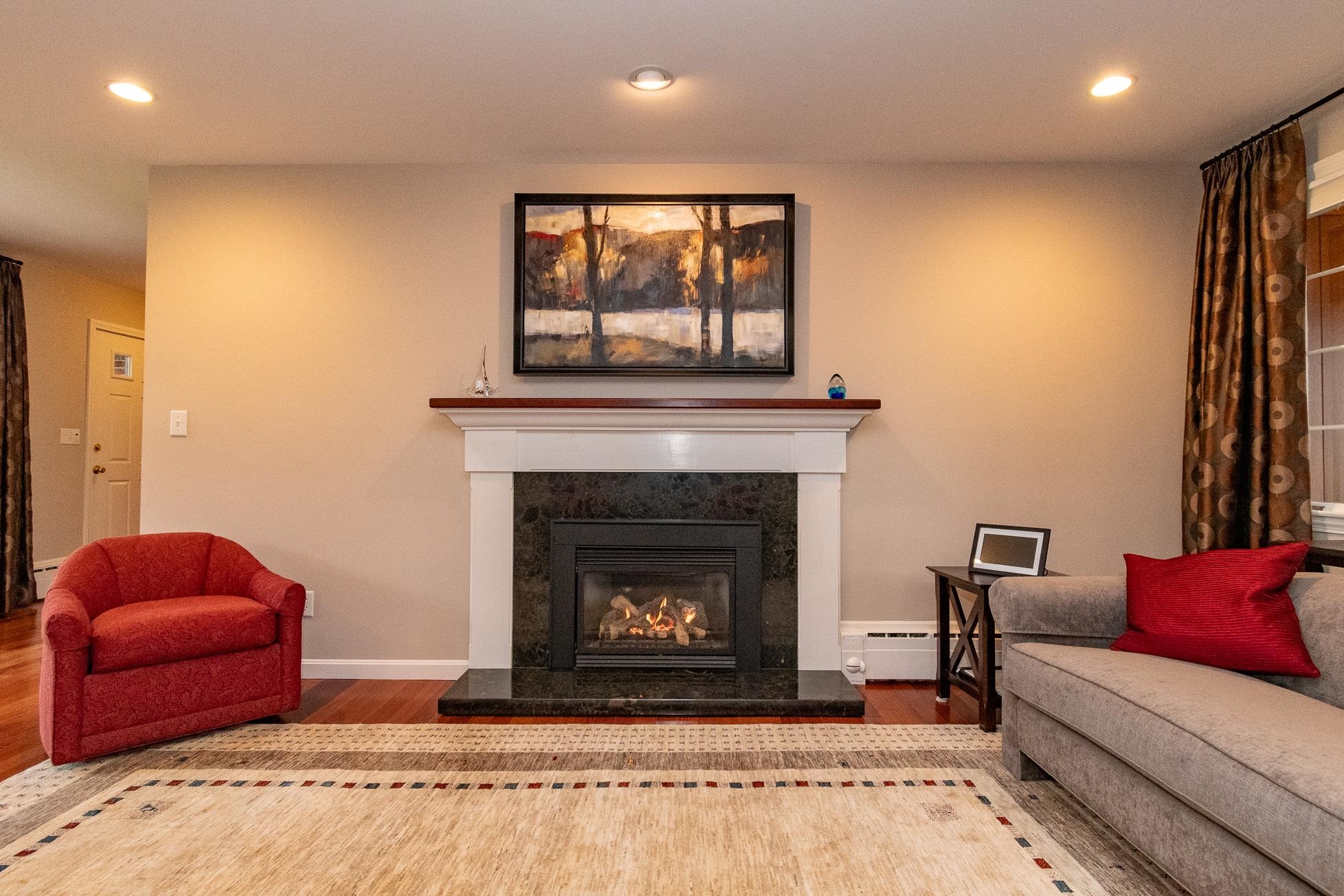 121 Madeline Road Manchester, NH 03104 - Photo 8 of 55 Gallery Image 8