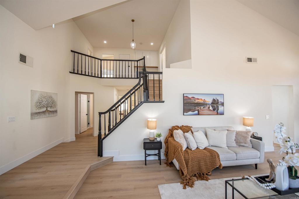 2038 Ridgeline Avenue Vista, CA 92081 - Photo 17 of 41