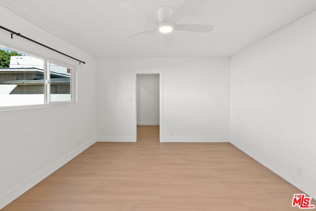 4020 La Salle Avenue Culver City, CA 90232 - Photo 23 of 33 an empty room with a window