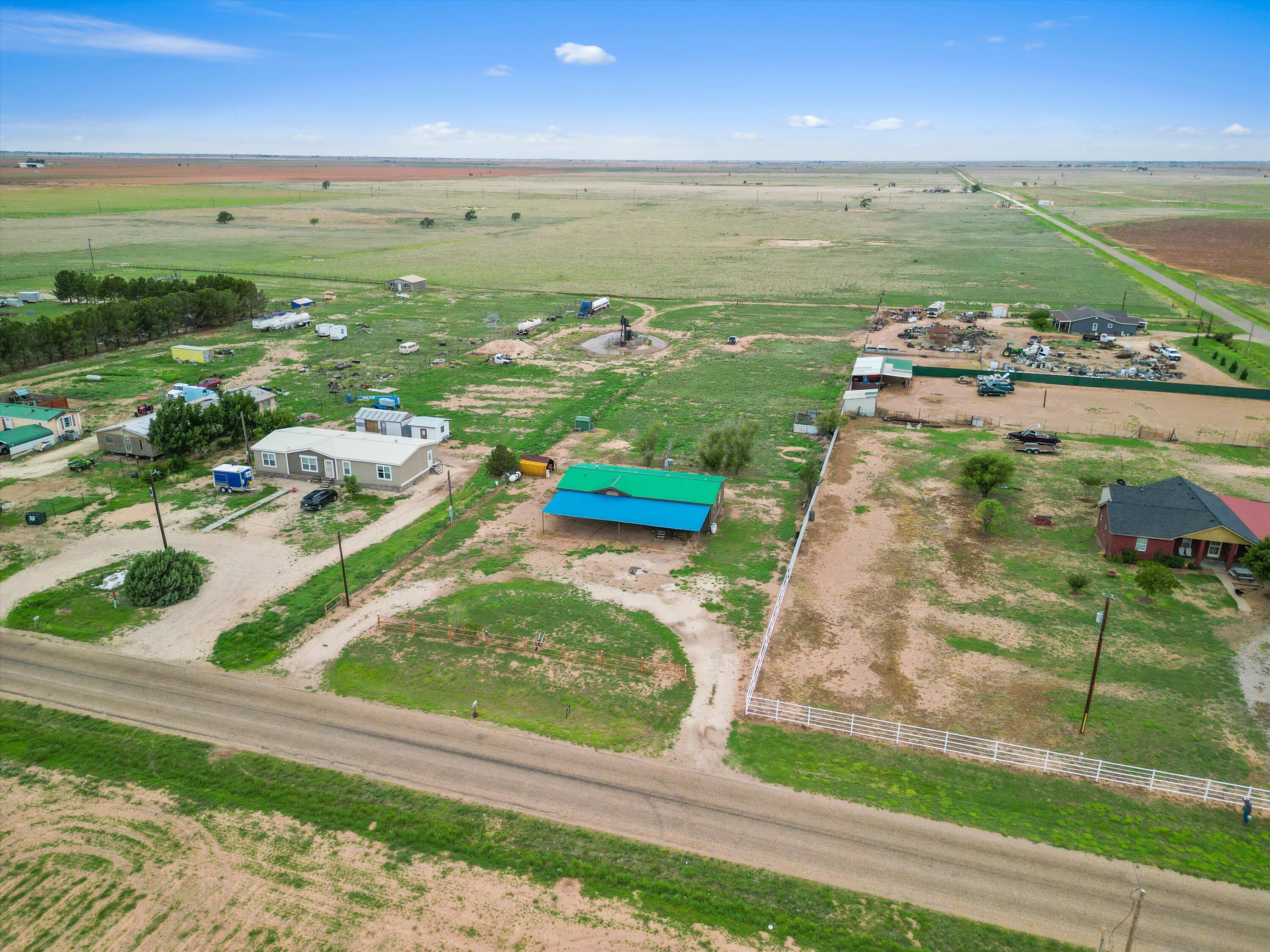 3104 Black Gold Road Levelland, TX 79336 - Photo 6 of 8 6-3104 Black Gold Rd