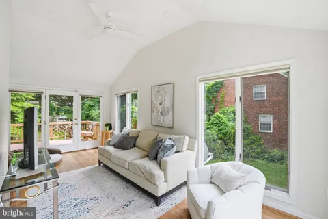 $799,000 | 9601 Bruce Drive, Silver Spring, MD 20901