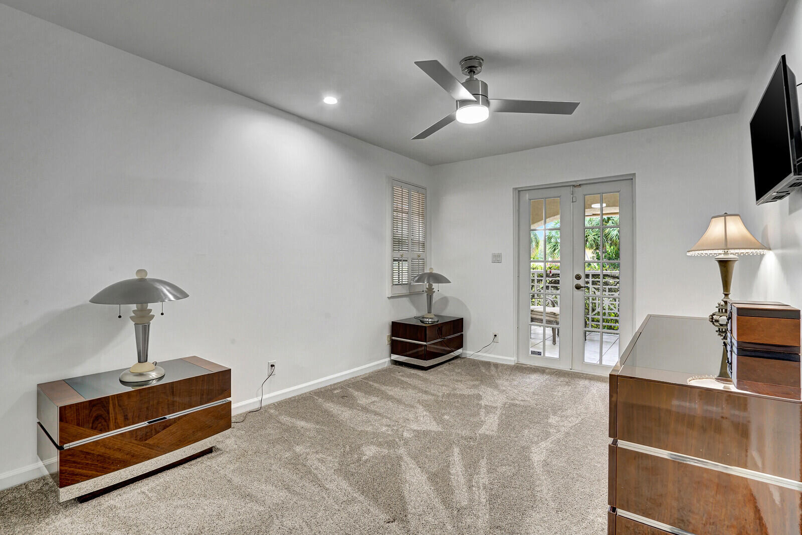 290 East Fern Drive Boca Raton, FL 33432 - Photo 30 of 51 Upstairs Bedroom