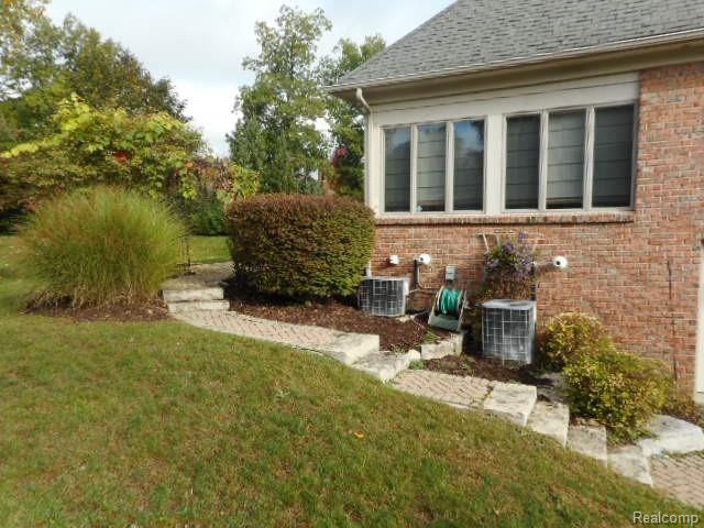 653 Langley Road Rochester Hills, MI 48309 - Photo 74 of 75