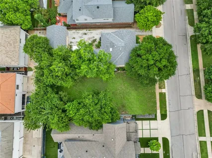 $425,000 | 3720 West 5th Street, Fort Worth, TX 76107