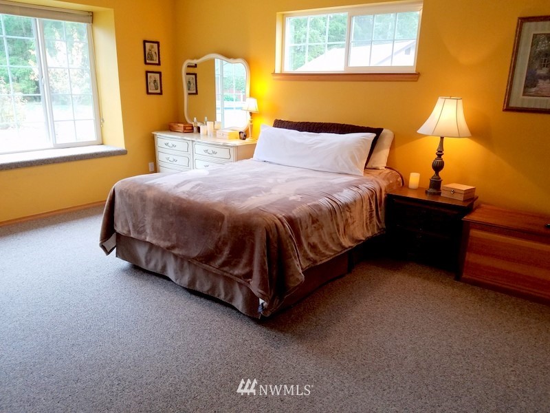 8224 177th Lane Southwest Rochester, WA 98579 - Photo 14 of 23 Gallery Image 14