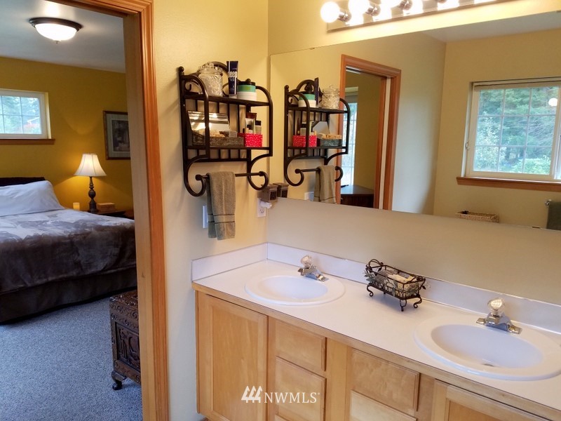 8224 177th Lane Southwest Rochester, WA 98579 - Photo 15 of 23 Gallery Image 15