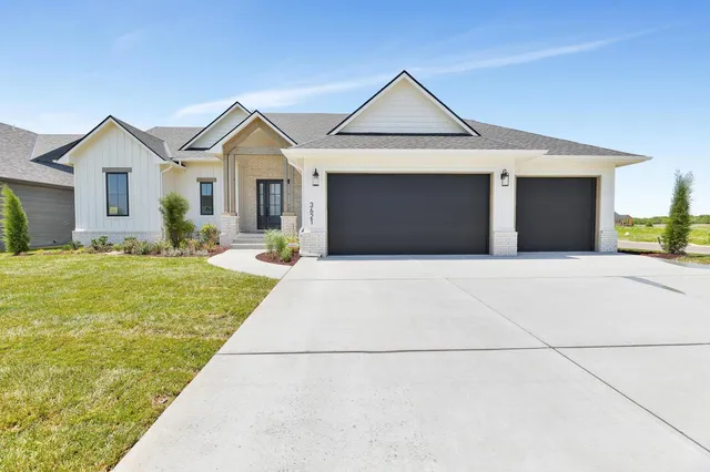 $667,625 | 3621 North Bristol Street, Wichita, KS 67226