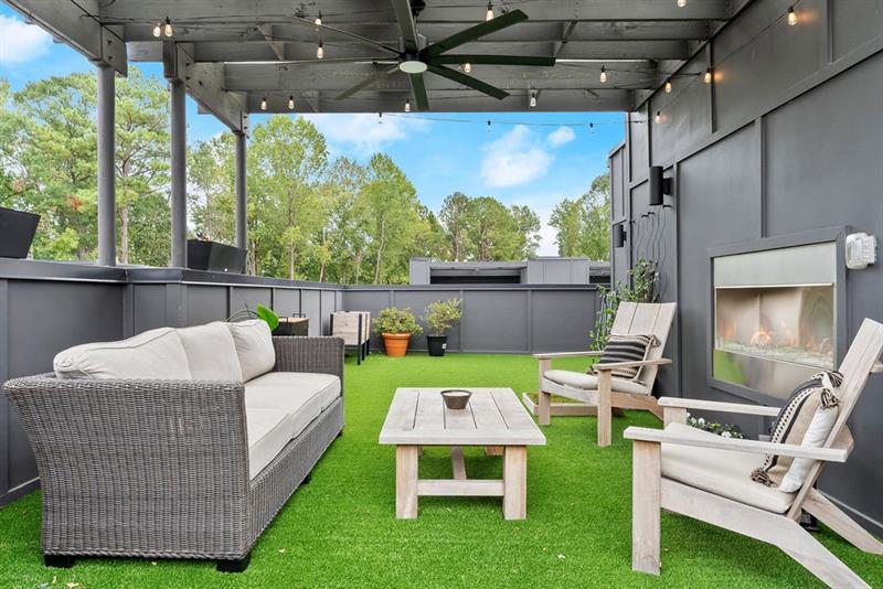 1256 Chelsea Circle Northwest Atlanta, GA 30318 - Photo 35 of 52 a view of yard from outdoor seating area