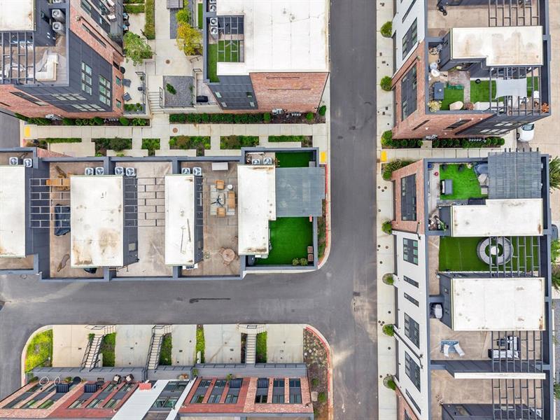 1256 Chelsea Circle Northwest Atlanta, GA 30318 - Photo 46 of 52 a street sign on a street corner