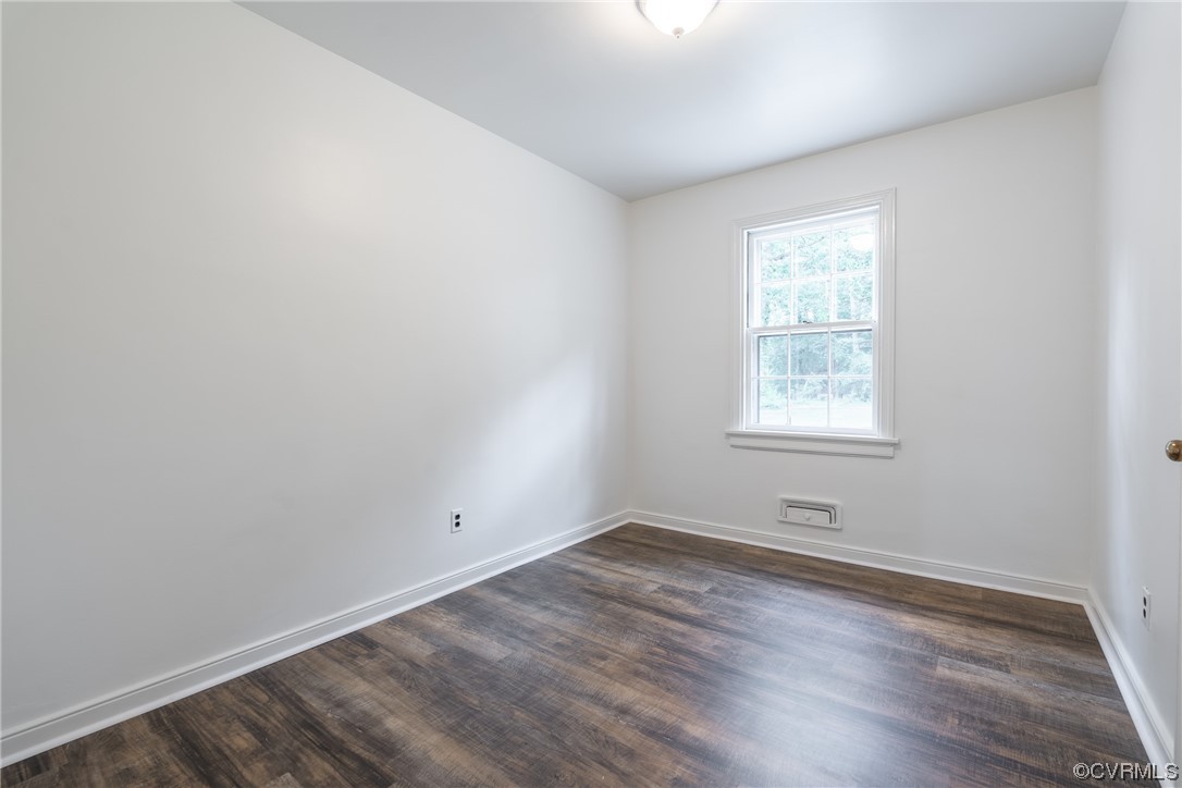 9004 Penguin Road Henrico, VA 23229 - Photo 26 of 42 Gallery Image 26