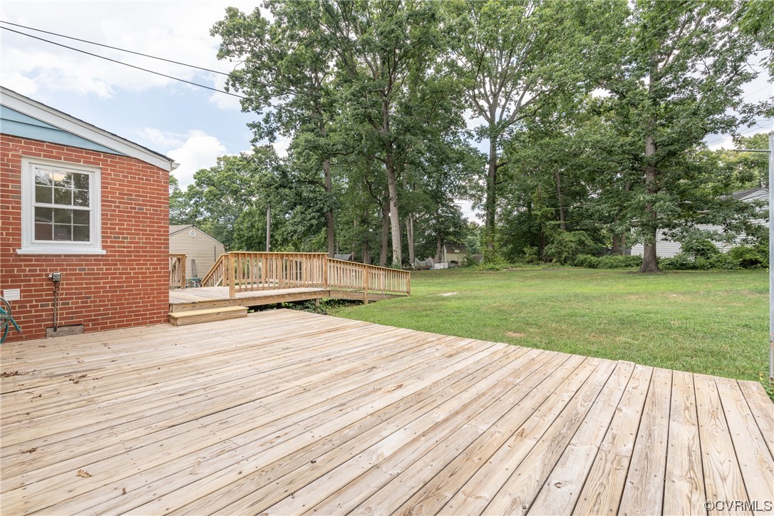 9004 Penguin Road Henrico, VA 23229 - Photo 35 of 42 Large deck for relaxing and entertaining.