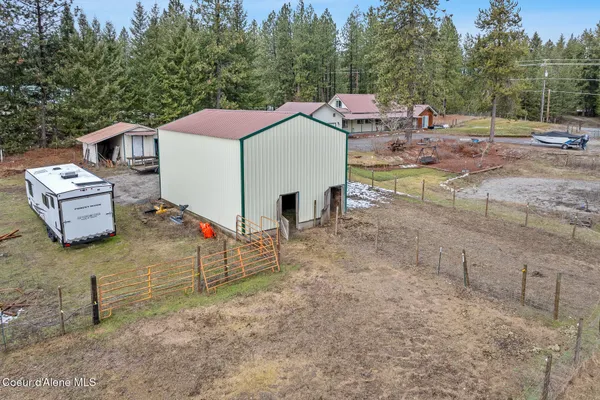 $714,900 | 2874 East Hudlow Road, Hayden, ID 83835