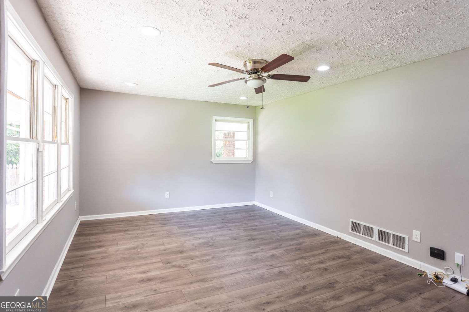 908 East Marable Street Monroe, GA 30656 - Photo 12 of 26