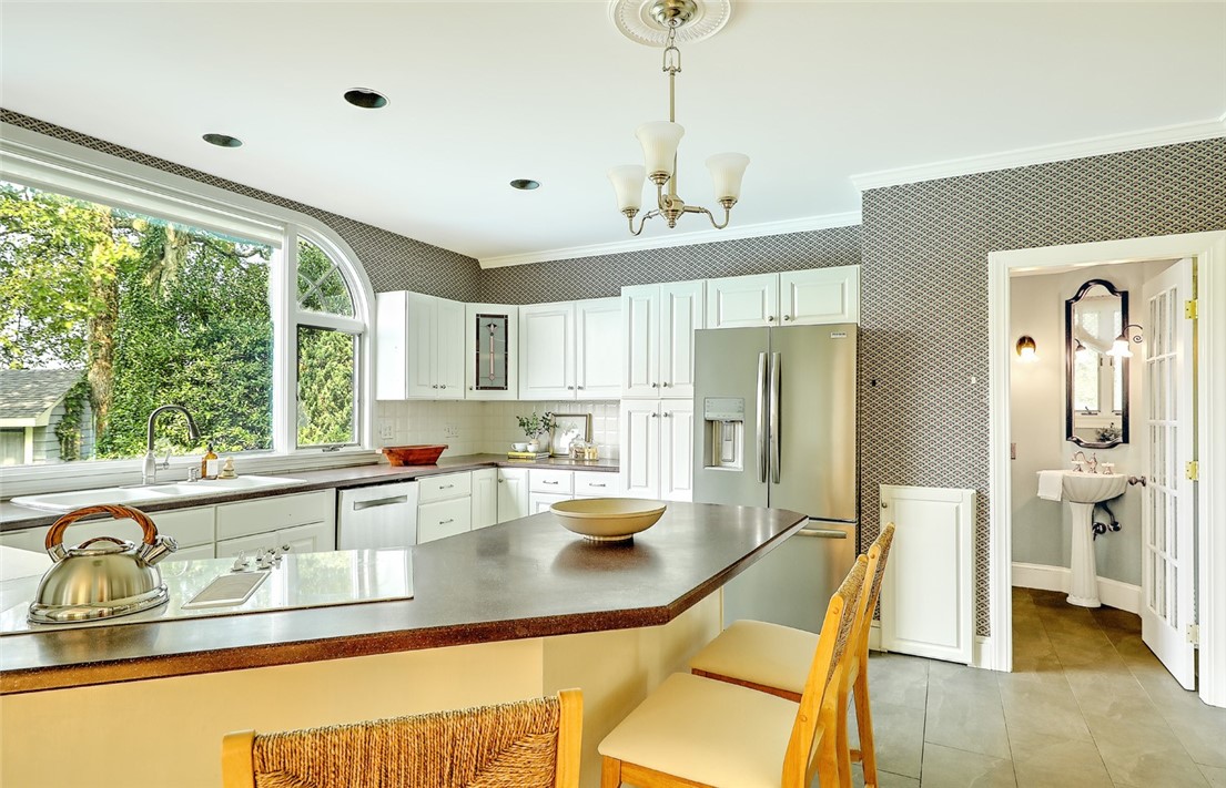 80 New Meadow Road Barrington, RI 02806 - Photo 22 of 45 Gallery Image 22