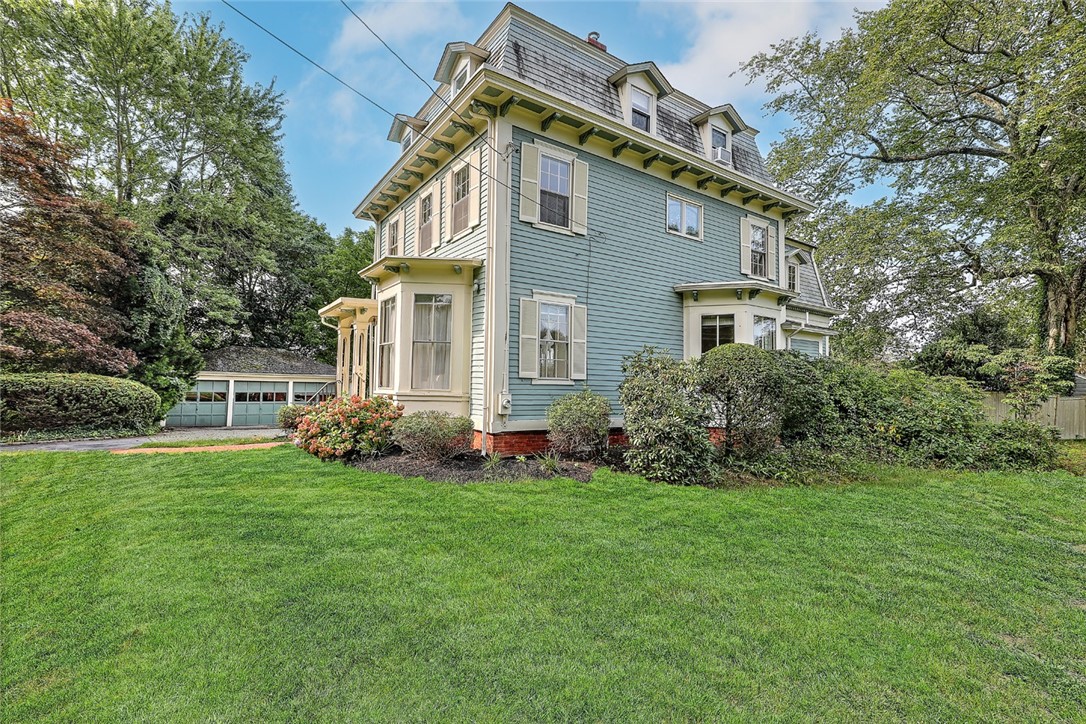 80 New Meadow Road Barrington, RI 02806 - Photo 3 of 45 Gallery Image 3
