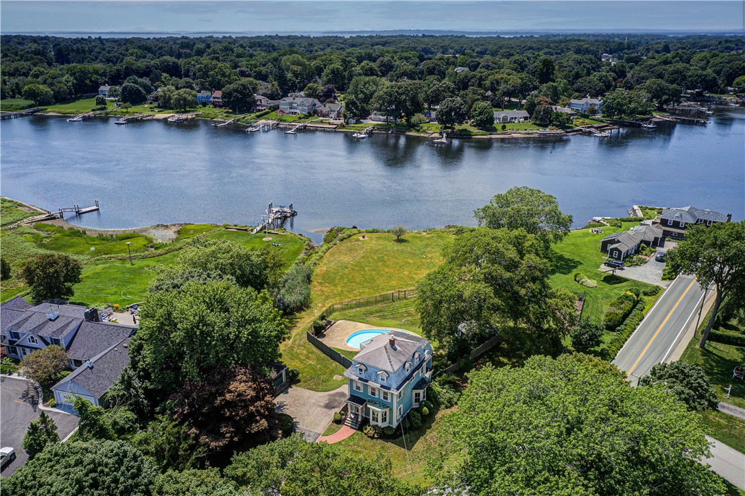 80 New Meadow Road Barrington, RI 02806 - Photo 4 of 45 Gallery Image 4