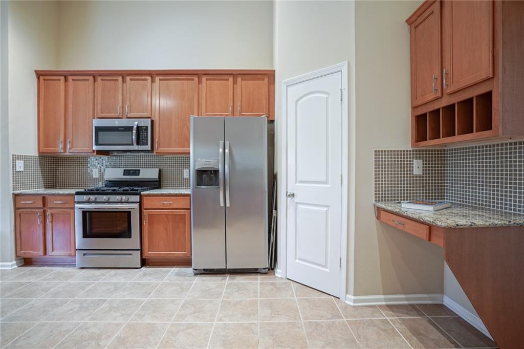 4522 Bow Ridge Lane Indianapolis, IN 46239 - Photo 14 of 57 Gallery Image 14