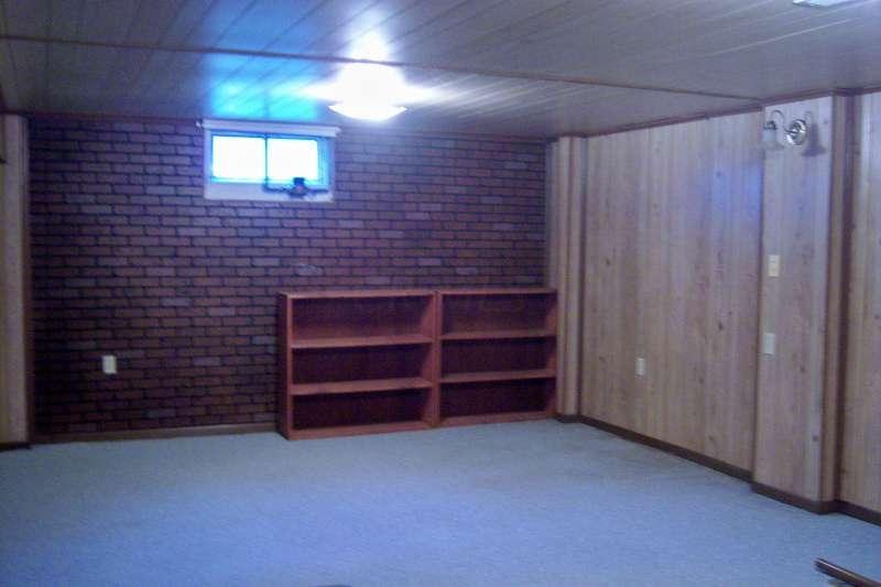 1592 Wheeling Road Lancaster, OH 43130 - Photo 23 of 32 Gallery Image 23