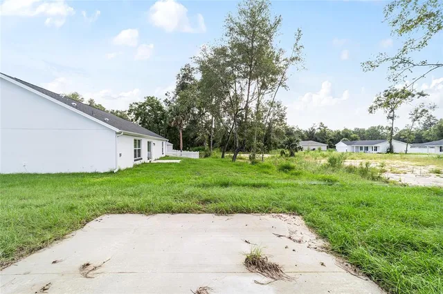 $1,800 | 691 Northeast 130th Court, Silver Springs, FL 34488