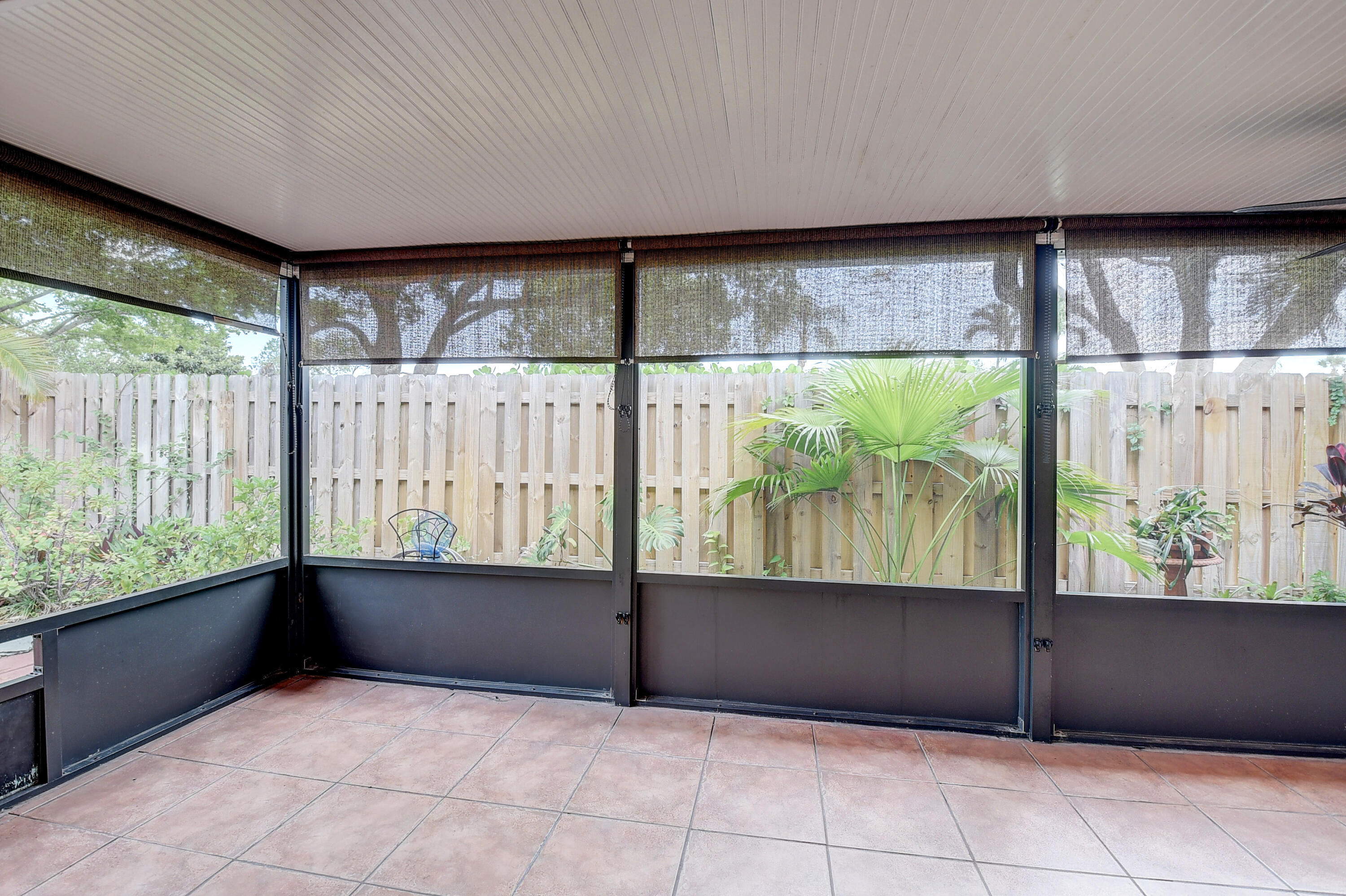 9 Baytree Circle Boynton Beach, FL 33436 - Photo 19 of 40 Patio