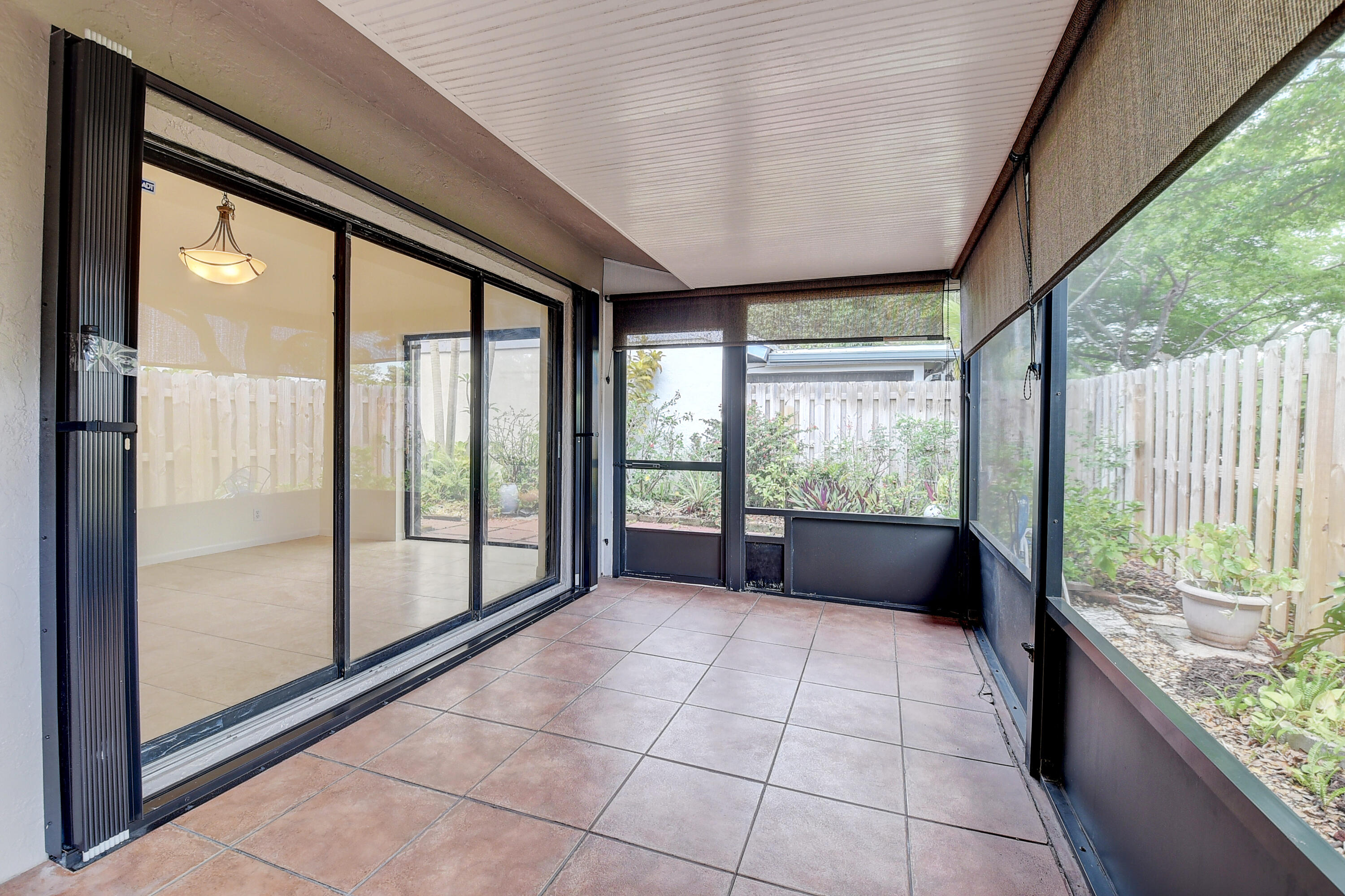 9 Baytree Circle Boynton Beach, FL 33436 - Photo 20 of 40 Patio