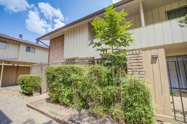 $224,900 | 6338 Crab Orchard Road, Houston, TX 77057