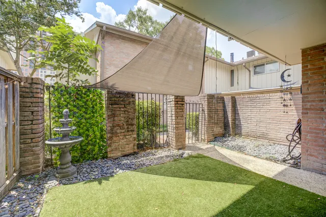 $224,900 | 6338 Crab Orchard Road, Houston, TX 77057