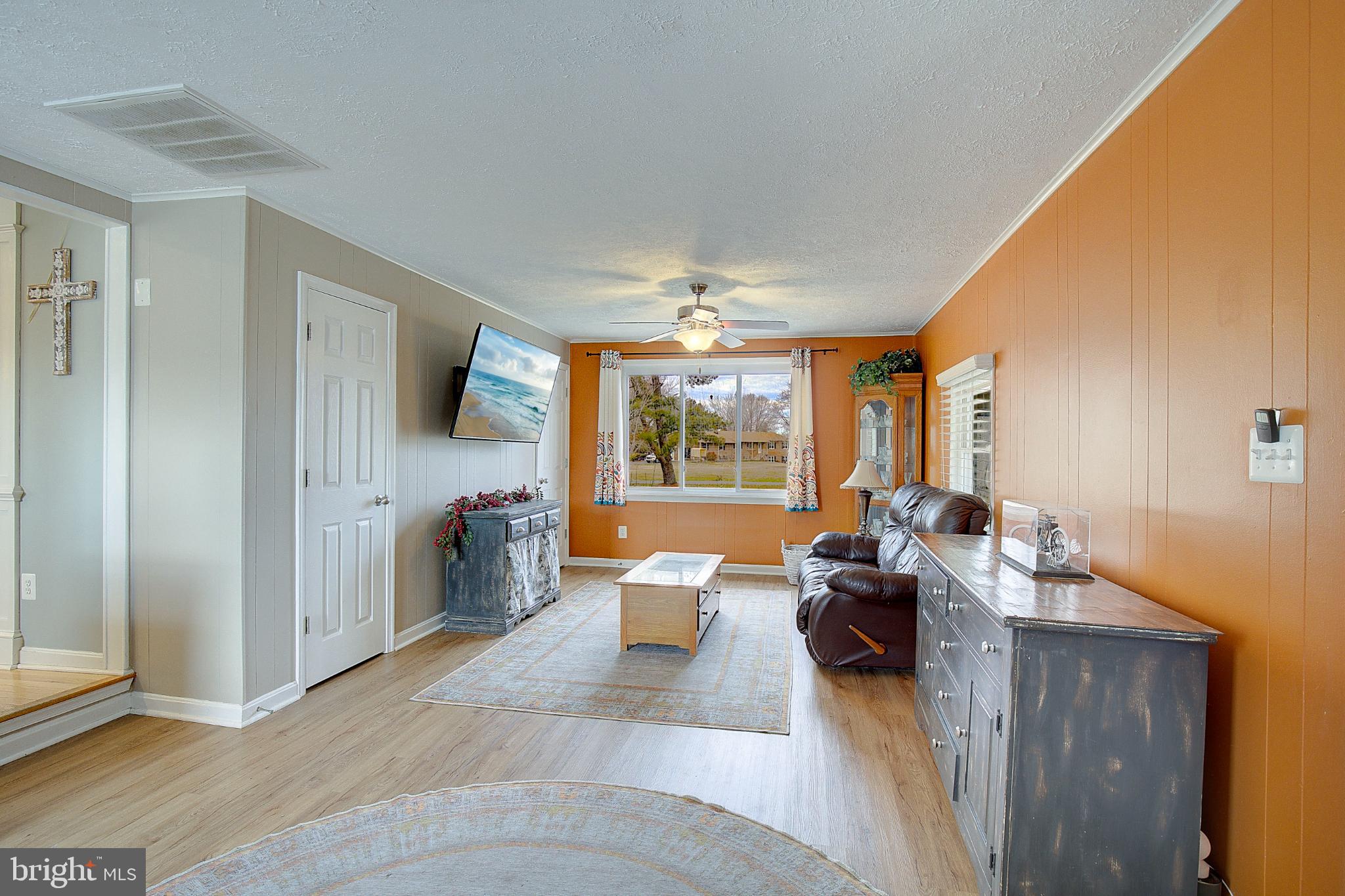 3406 Horn Road Huntingtown, MD 20639 - Photo 19 of 74 Bright and inviting living space with charm.