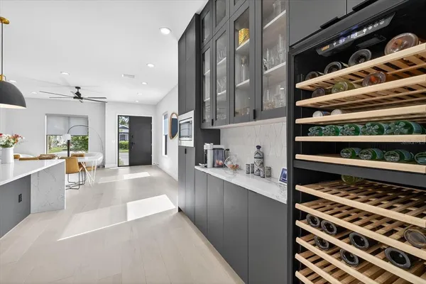 $5,300 | 423 West Amelia Avenue, Unit 2, Tampa, FL 33602