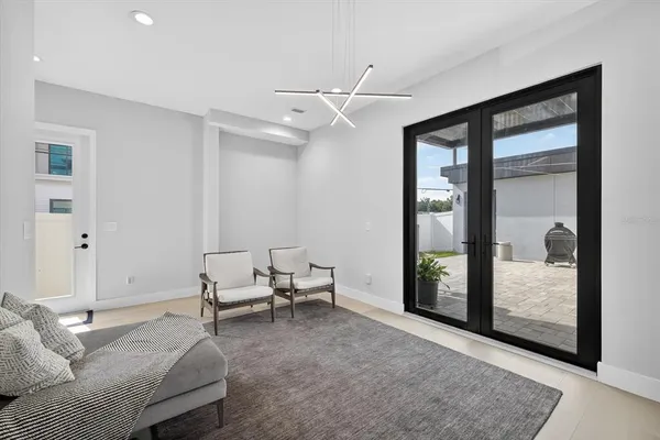 $5,300 | 423 West Amelia Avenue, Unit 2, Tampa, FL 33602