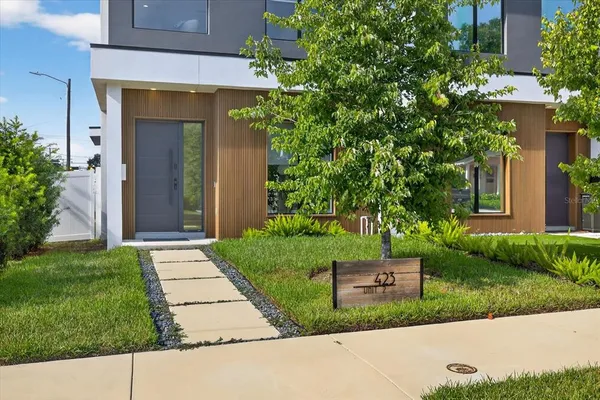 $5,300 | 423 West Amelia Avenue, Unit 2, Tampa, FL 33602