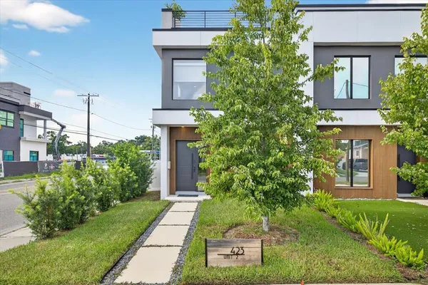 $5,300 | 423 West Amelia Avenue, Unit 2, Tampa, FL 33602