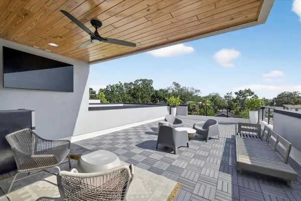 $5,300 | 423 West Amelia Avenue, Unit 2, Tampa, FL 33602