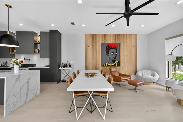 $5,300 | 423 West Amelia Avenue, Unit 2, Tampa, FL 33602