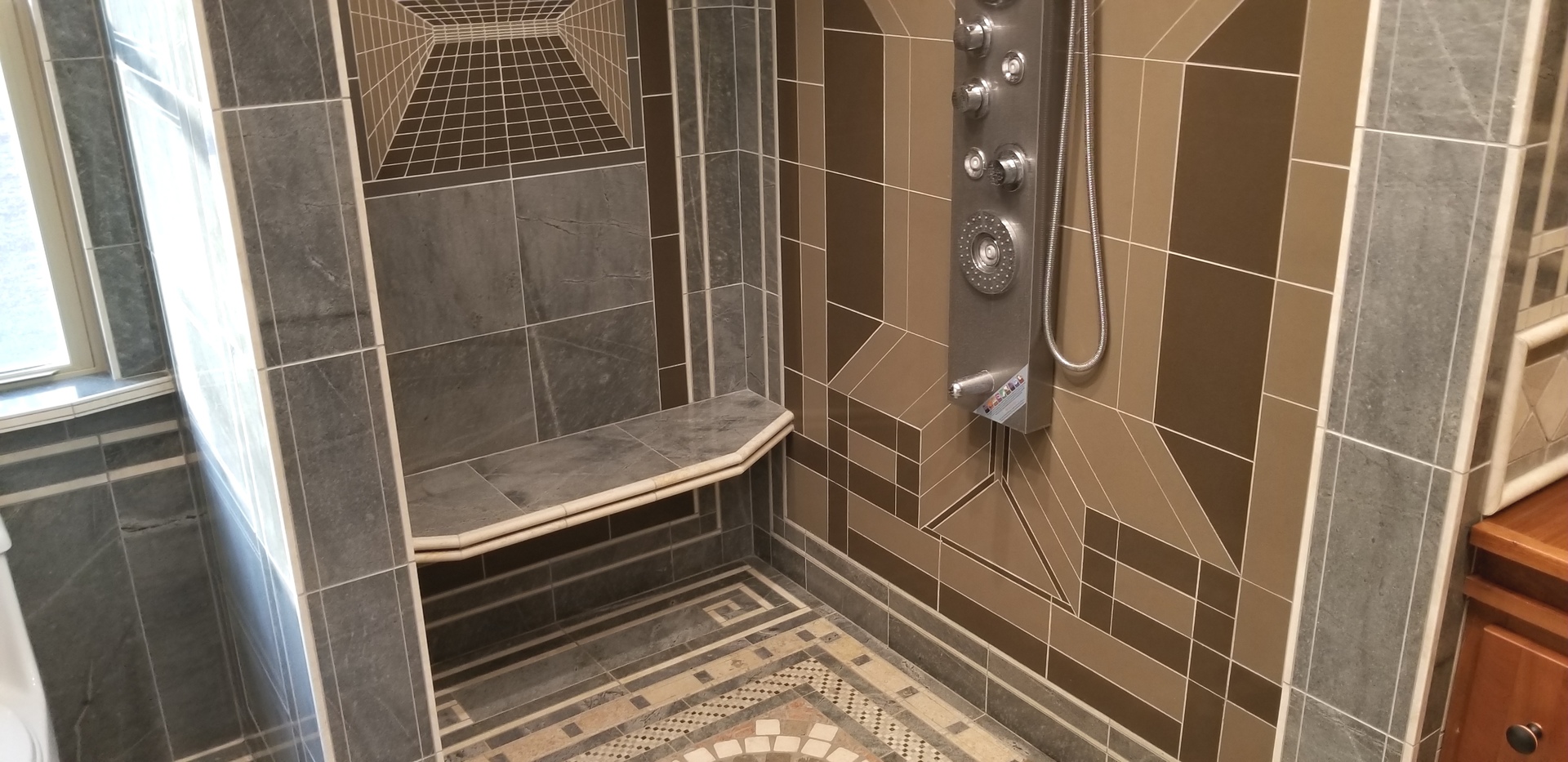 3750 West Dupont Road Morris, IL 60450 - Photo 16 of 26 a bathroom with a shower