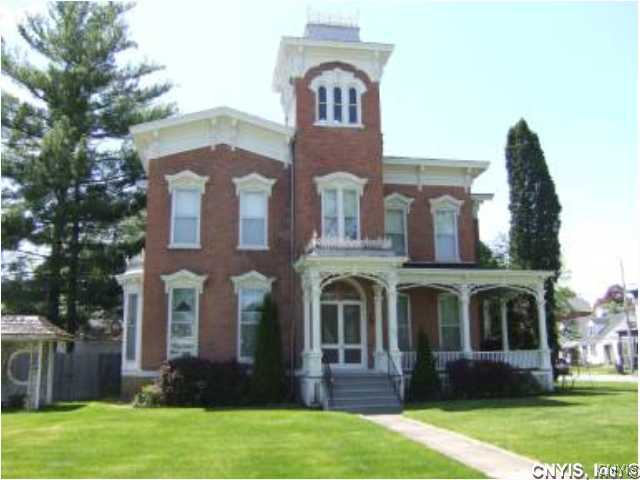 302 Main Street Oneida, NY 13421 - Photo 1 of 1 Exterior Front