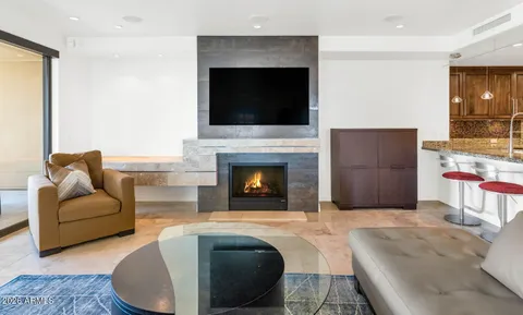 $1,900,000 | 7181 East Camelback Road, Unit 707, Scottsdale, AZ 85251