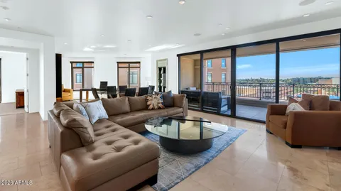 $1,900,000 | 7181 East Camelback Road, Unit 707, Scottsdale, AZ 85251