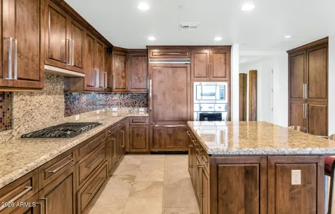 $1,900,000 | 7181 East Camelback Road, Unit 707, Scottsdale, AZ 85251