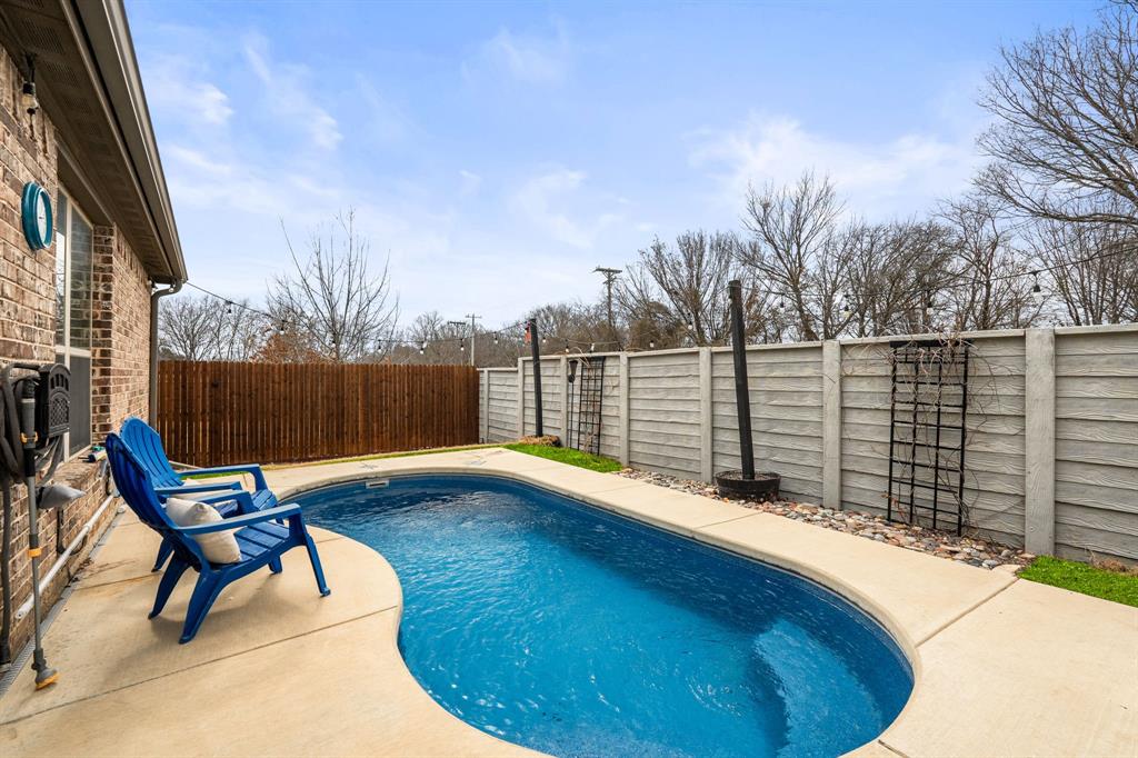 421 Monarch Way Justin, TX 76247 - Photo 26 of 33