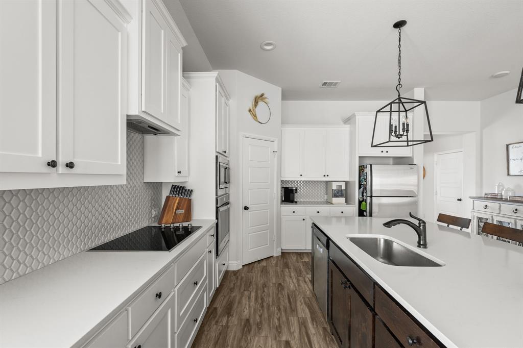 421 Monarch Way Justin, TX 76247 - Photo 7 of 33