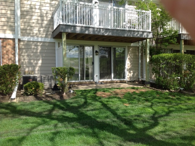 602 Hanover Court, Unit V1 Schaumburg, IL 60194 - Photo 6 of 8